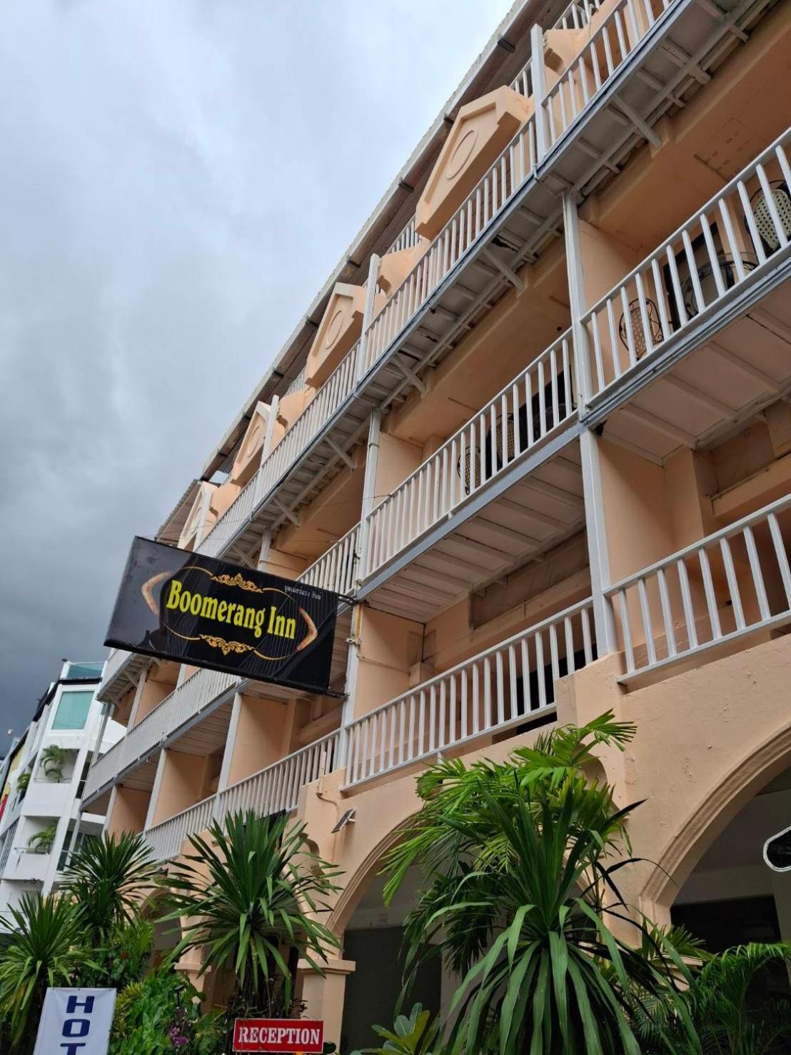 Boomerang Inn Phuket Eksteriør bilde